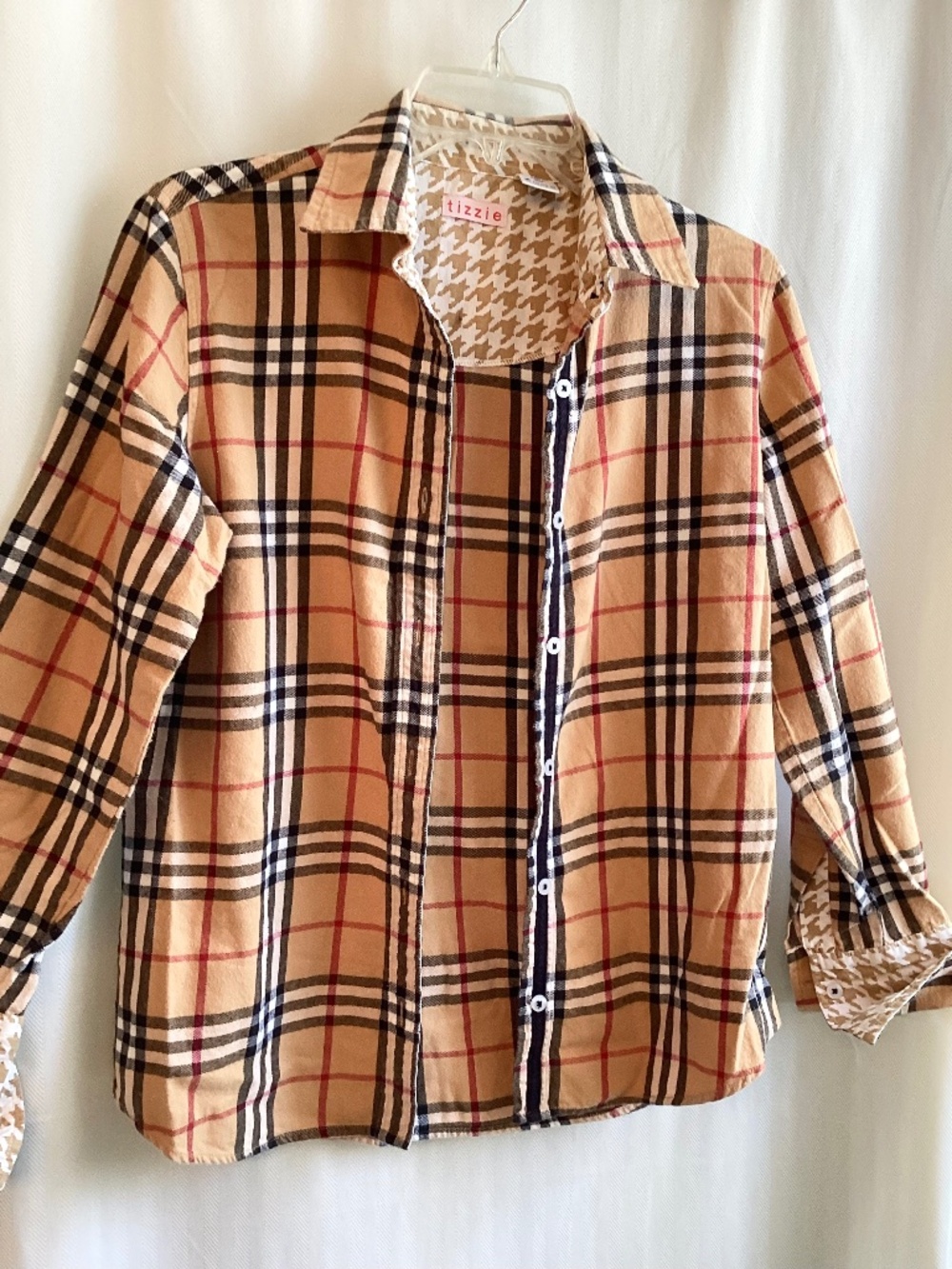 TIZZIE… ladies  caramel and black plaid, long sleeve button, front shirt, size M
